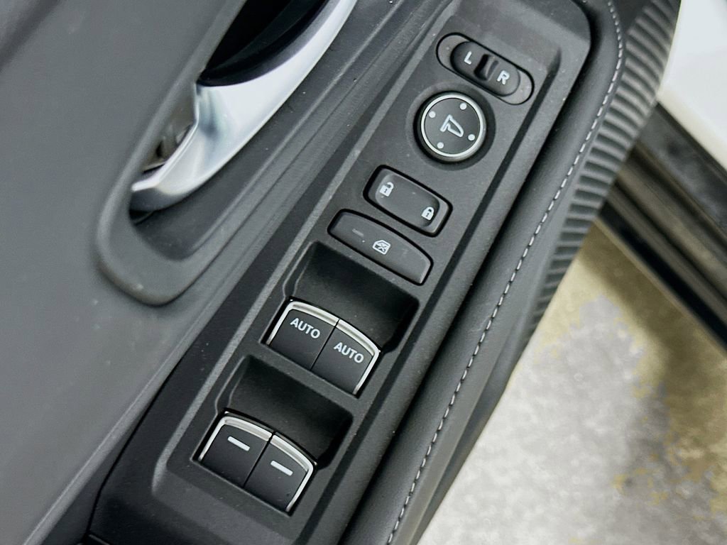 Used 2025 Honda Accord Sport image 20