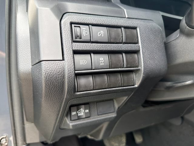 Used 2024 Toyota Tacoma SR w/ SR Upgrade Package AWD/4WD image 11