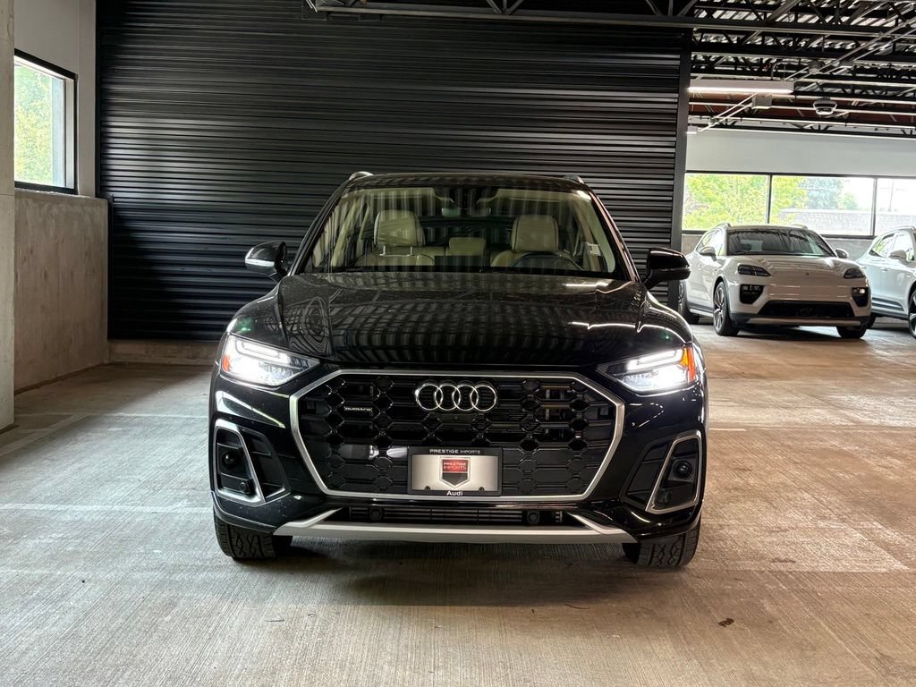 Used 2023 Audi Q5 e Premium Plus w/ Premium Plus Package AWD/4WD image 6