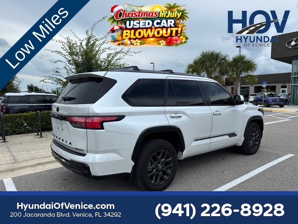 Used 2025 Toyota Sequoia Platinum AWD/4WD image 6