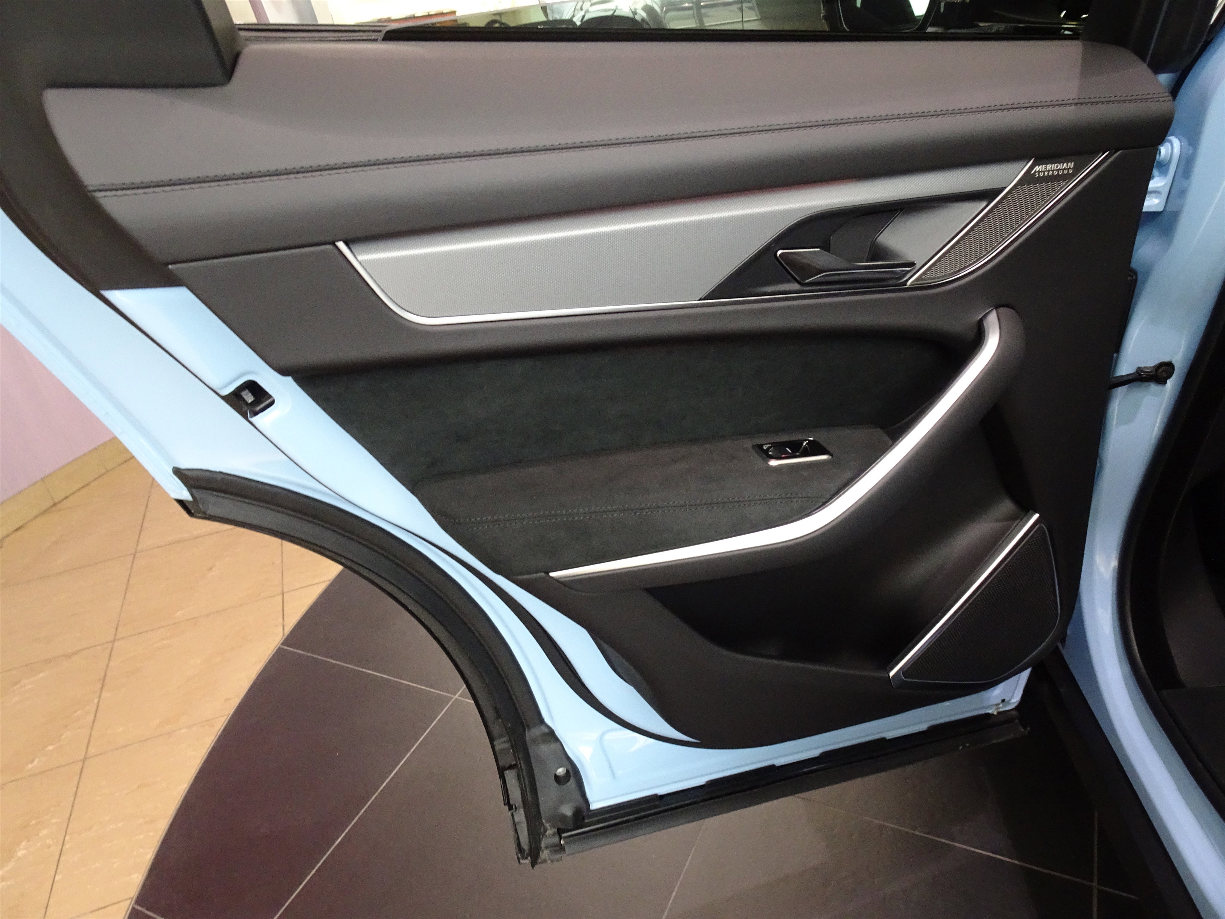 New 2026 Jaguar F-PACE SVR 575 Edition image 20