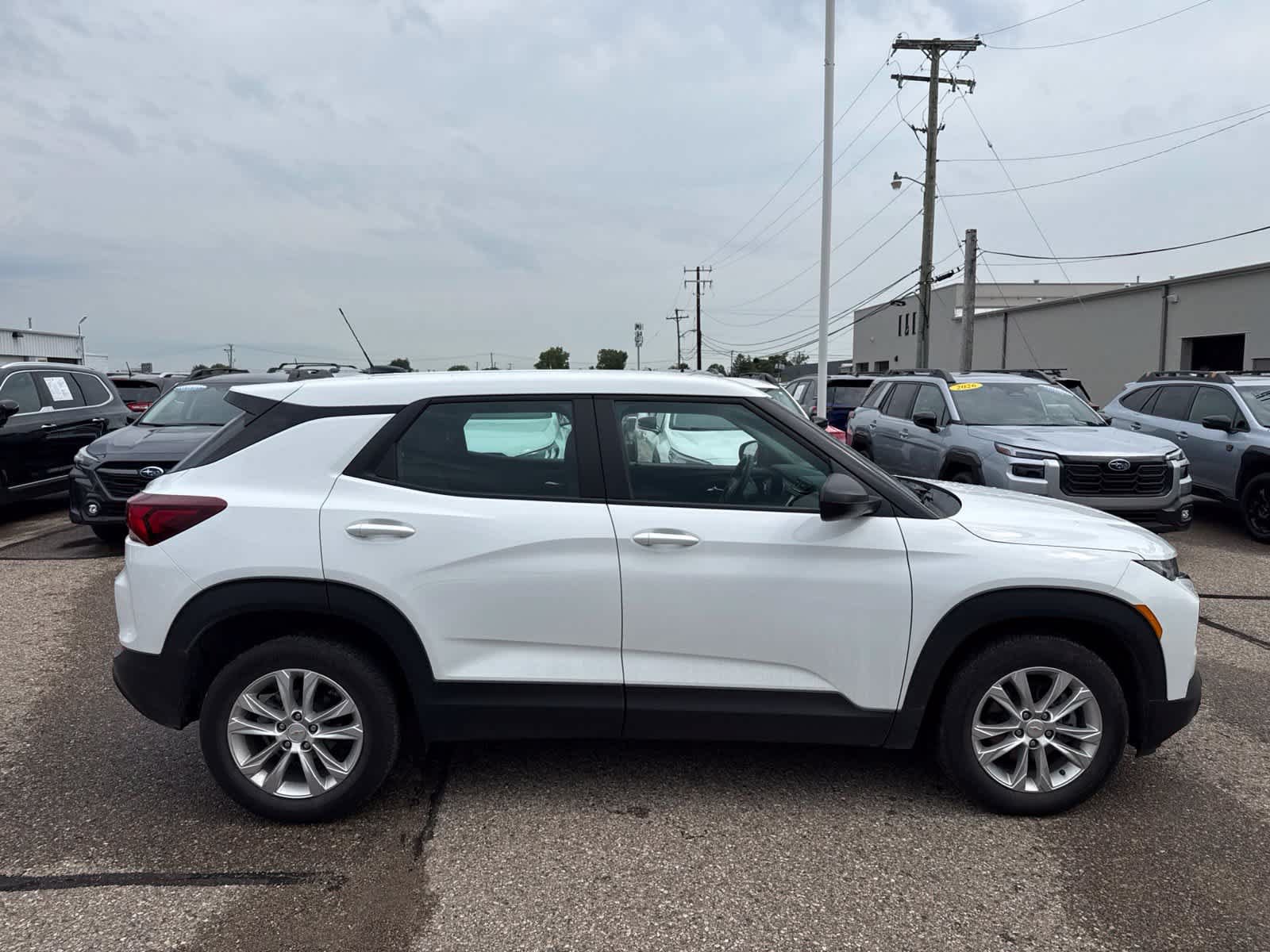 Used 2023 Chevrolet TrailBlazer LS FWD image 6