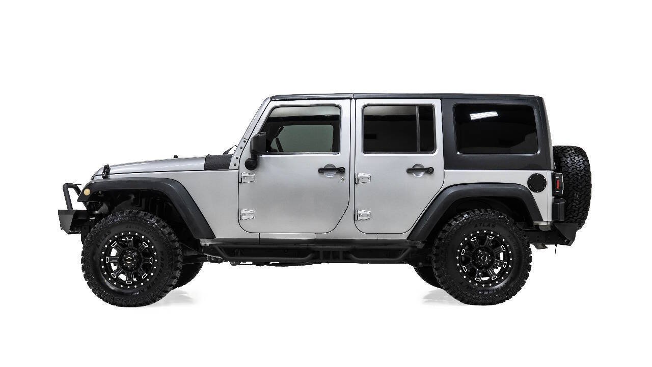 Used 2016 Jeep Wrangler Unlimited Sport w/ Quick Order Package 24S AWD/4WD image 4