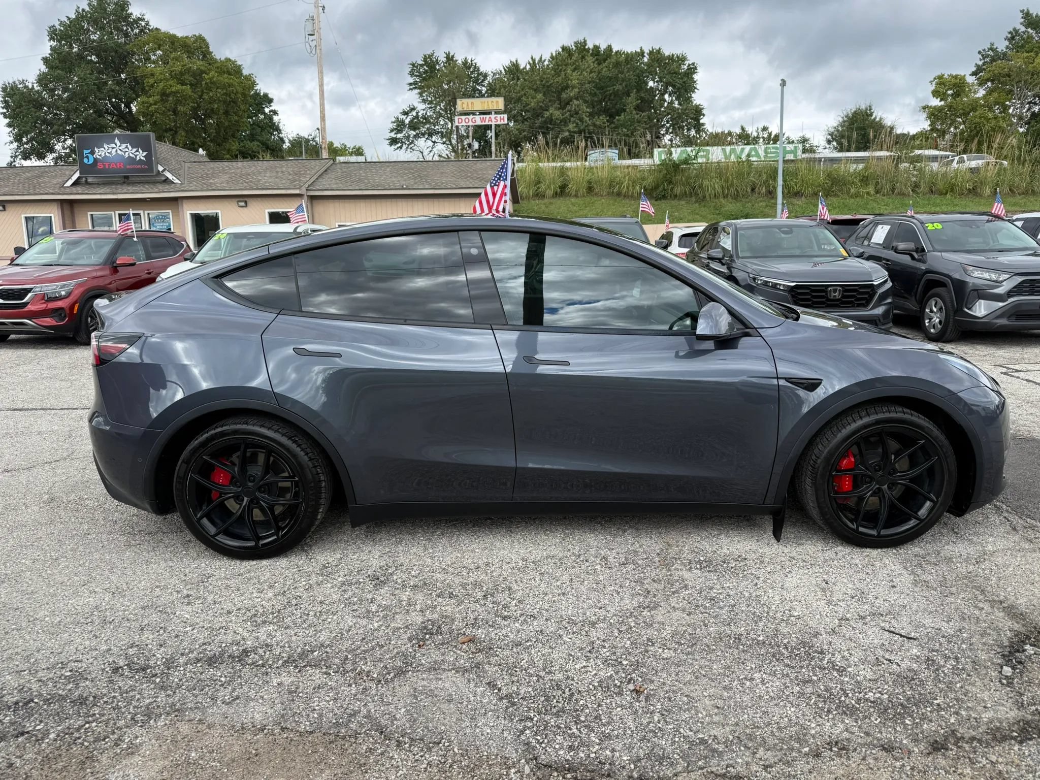 Used 2022 Tesla Model Y Performance AWD/4WD image 3