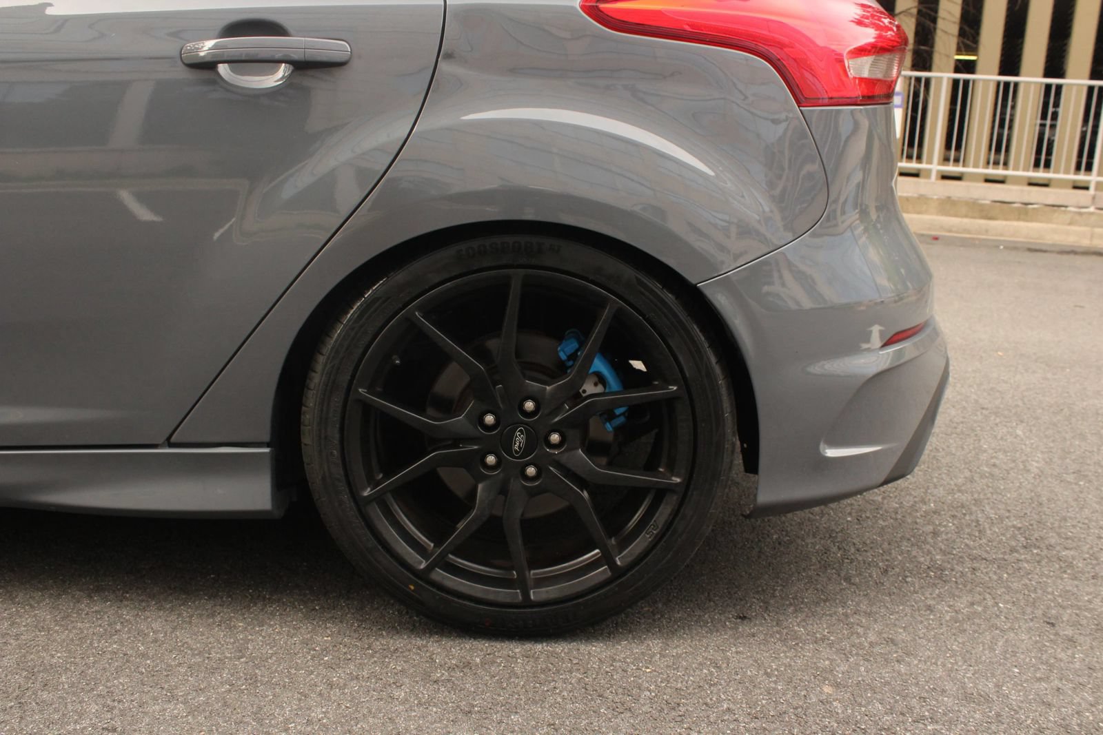 Used 2017 Ford Focus RS AWD/4WD image 10