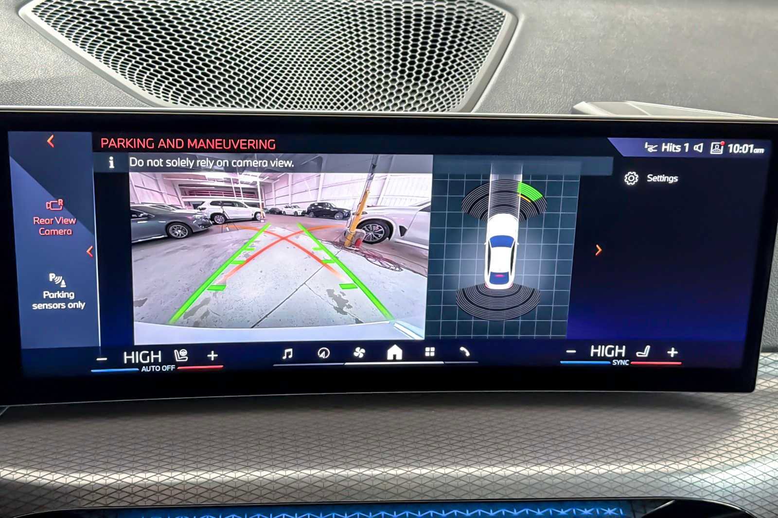 Used 2025 BMW i4 eDrive40 w/ Premium Package image 19