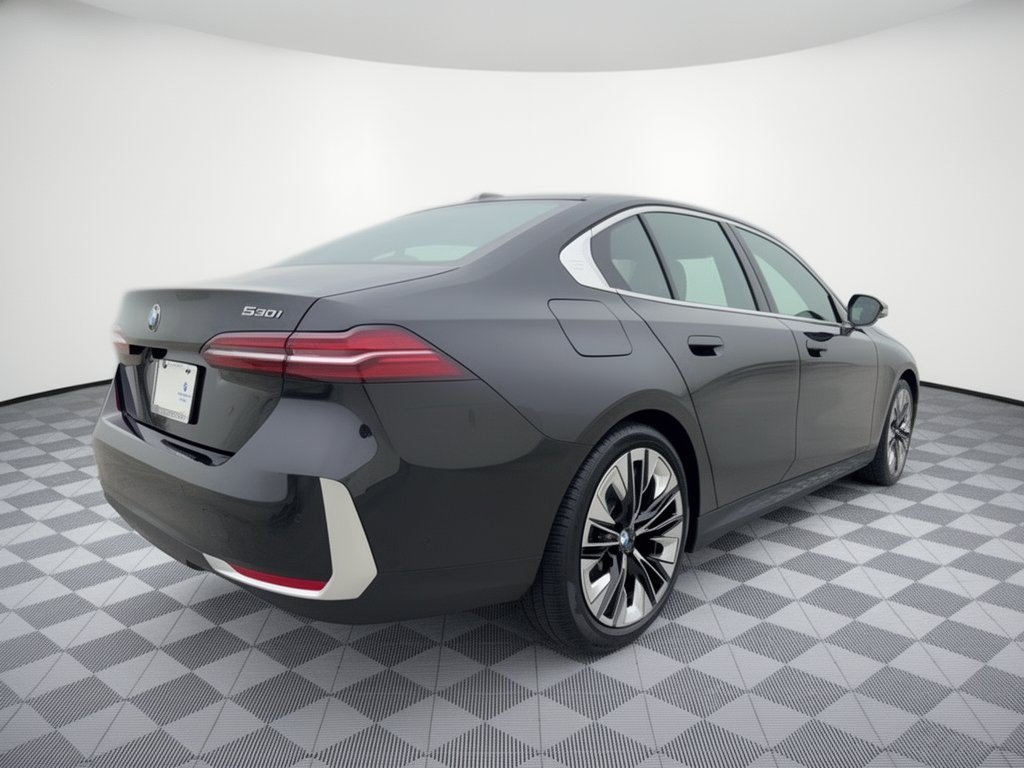 New 2027 BMW 530i RWD image 9