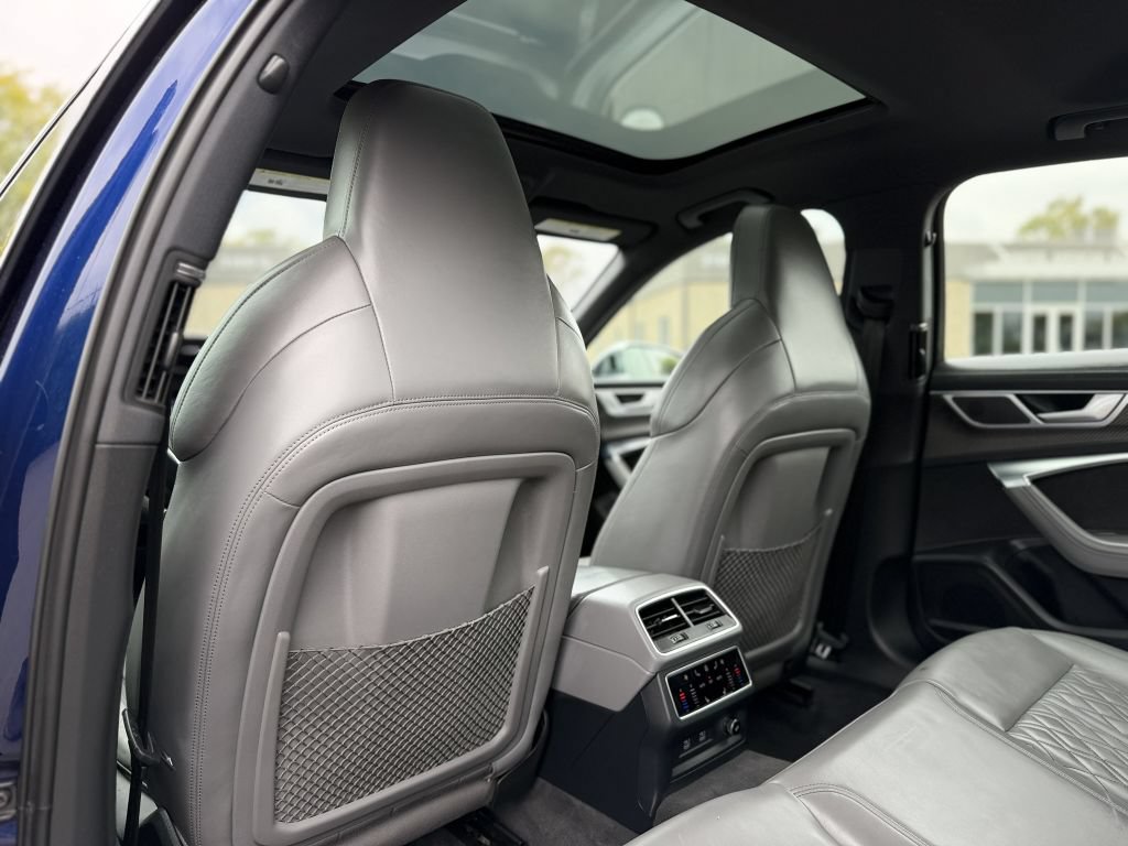 Used 2021 Audi S6 Premium Plus w/ S6 Executive Package AWD/4WD image 21