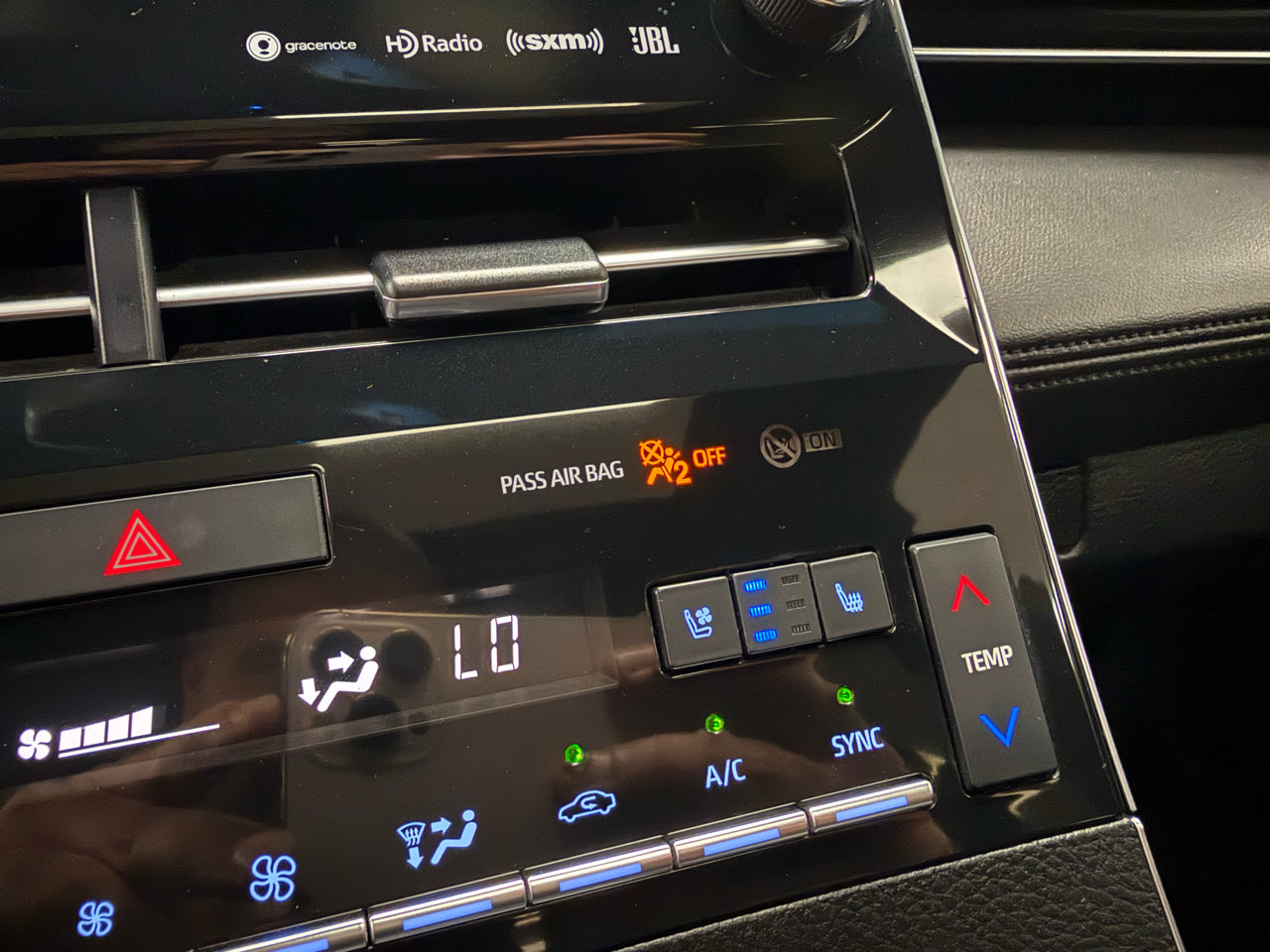 Used 2019 Toyota Avalon Touring w/ Advanced Safety Package image 21