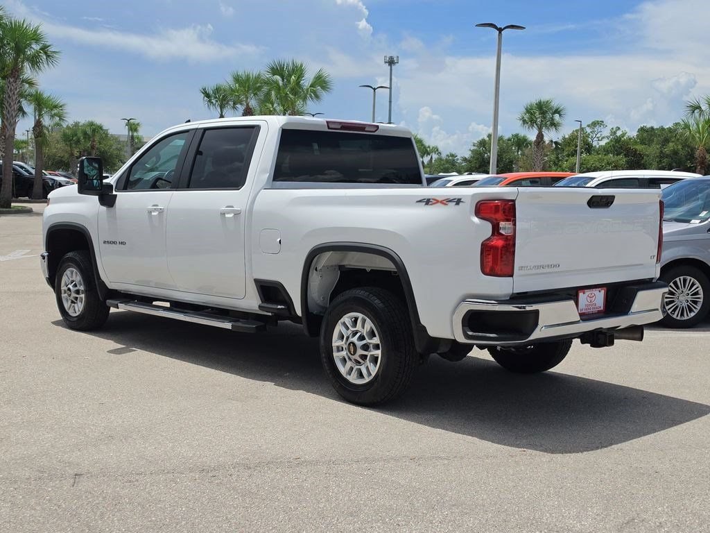 Used 2025 Chevrolet Silverado 2500 LT w/ Convenience Package AWD/4WD image 6