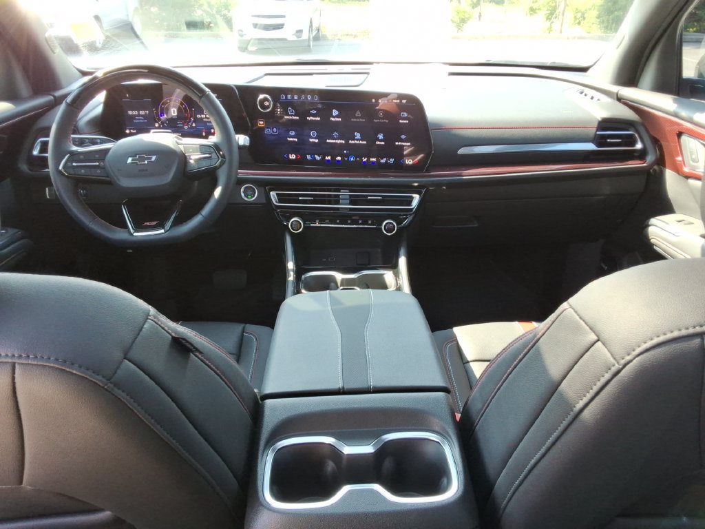 Certified 2026 Chevrolet Traverse RS FWD image 20