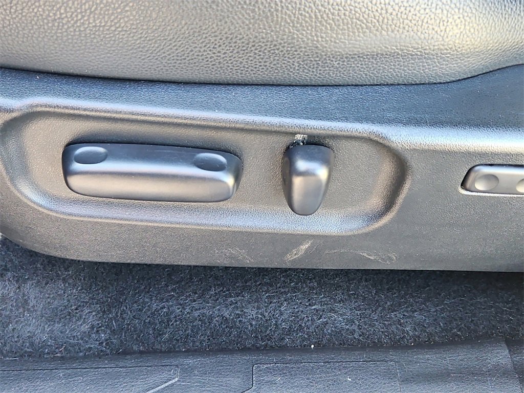 Used 2021 Toyota Tacoma TRD Off-Road image 19