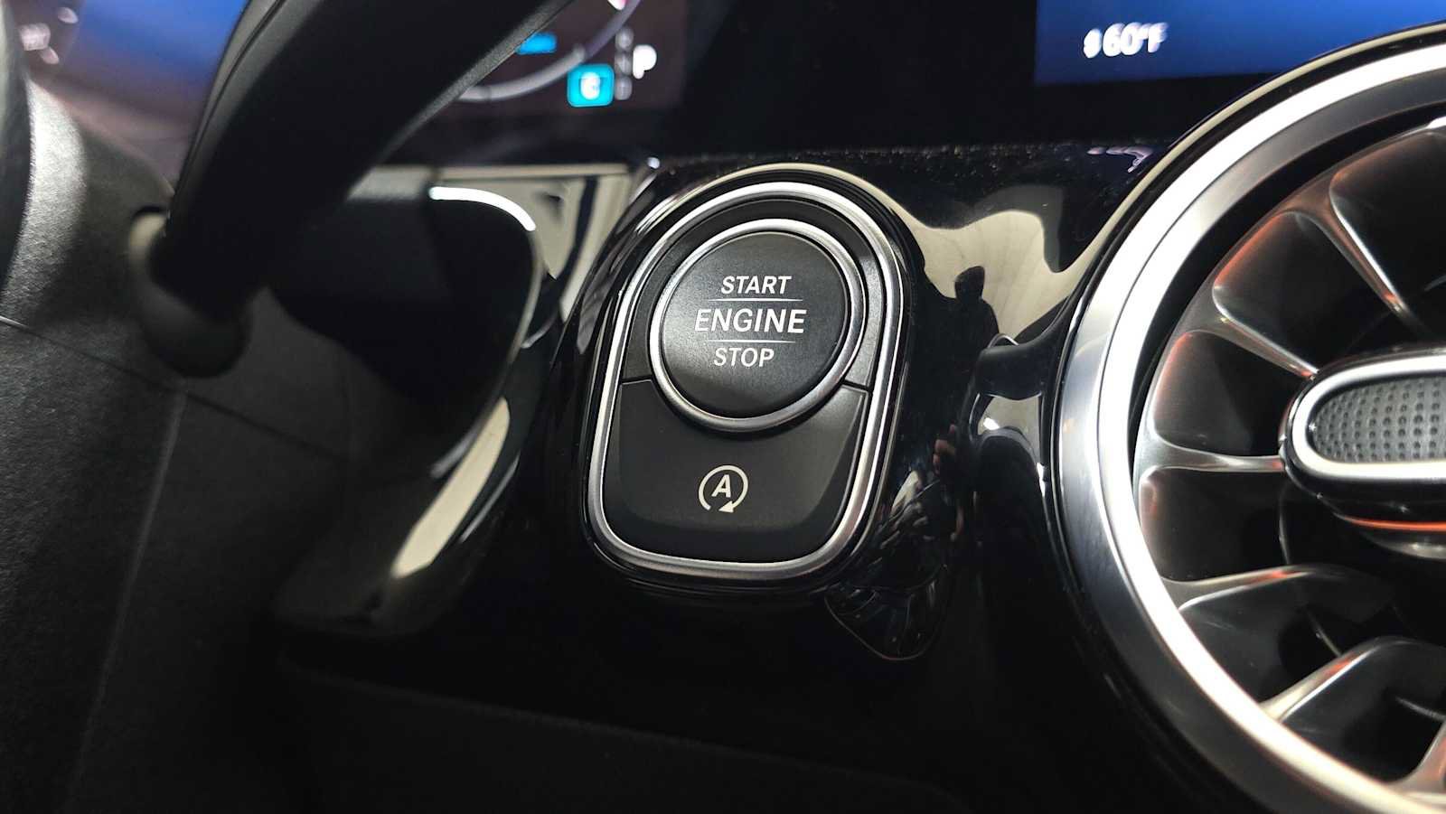 Used 2025 Mercedes-Benz GLA 250 image 66