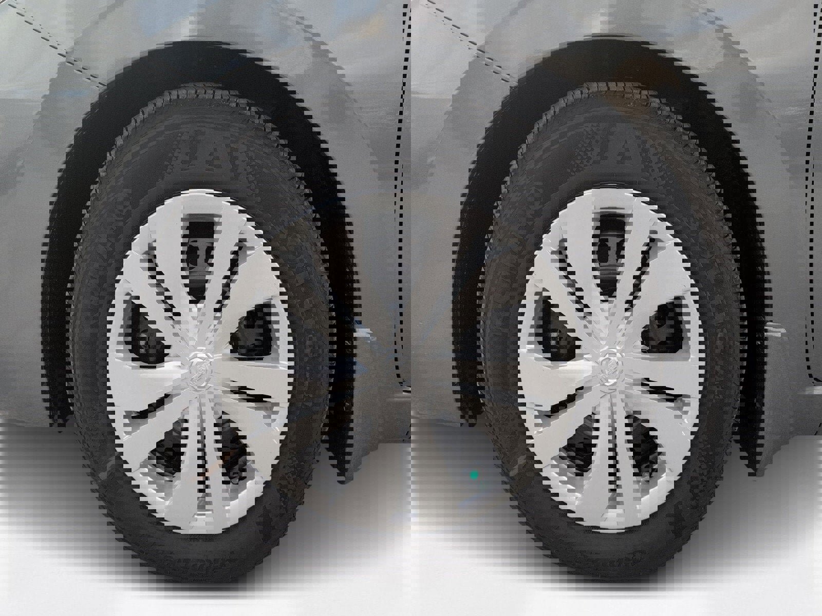 New 2025 Nissan Versa S w/ Trunk Package image 6