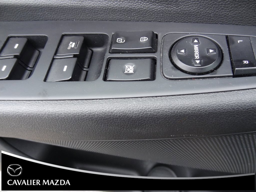 Used 2019 Hyundai Tucson Value w/ Cargo Package image 18