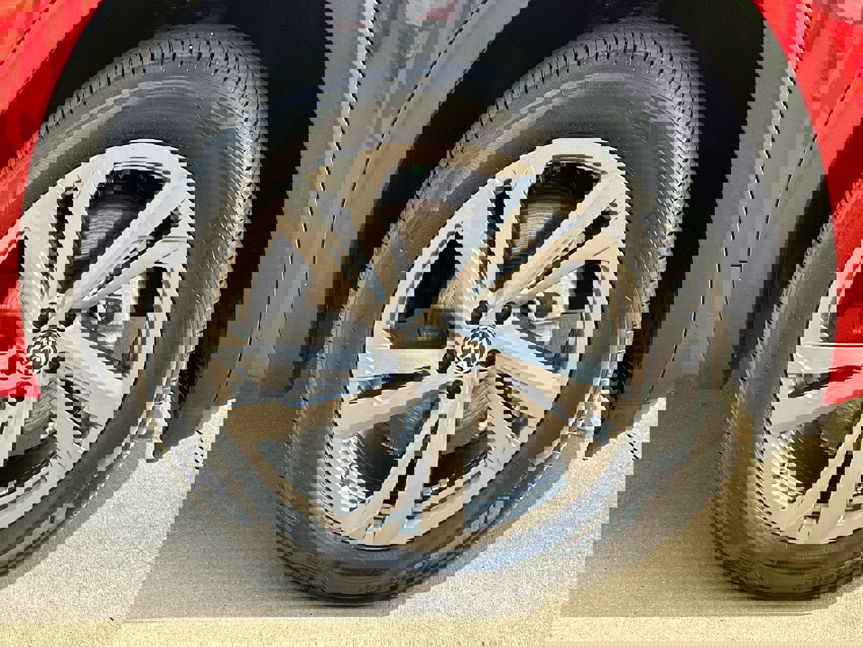 Used 2024 Volkswagen Atlas Cross Sport SEL R-Line image 10