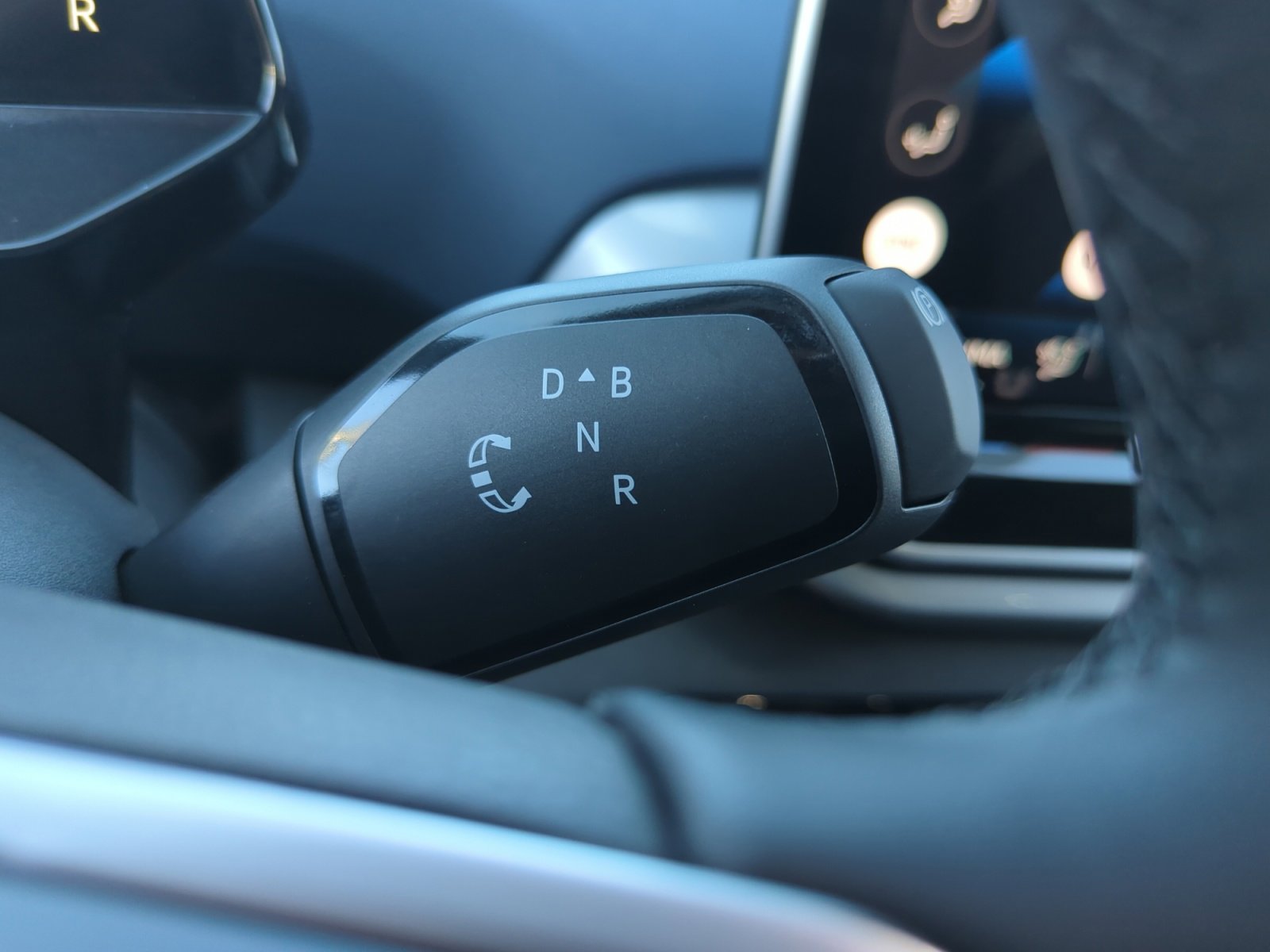 New 2025 Volkswagen ID.4 Pro S RWD image 15