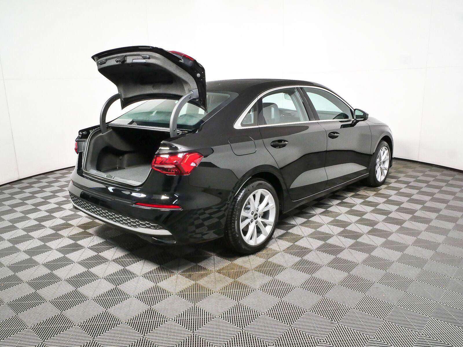 Used 2026 Audi A3 2.0T Premium w/ Convenience Package AWD/4WD image 31