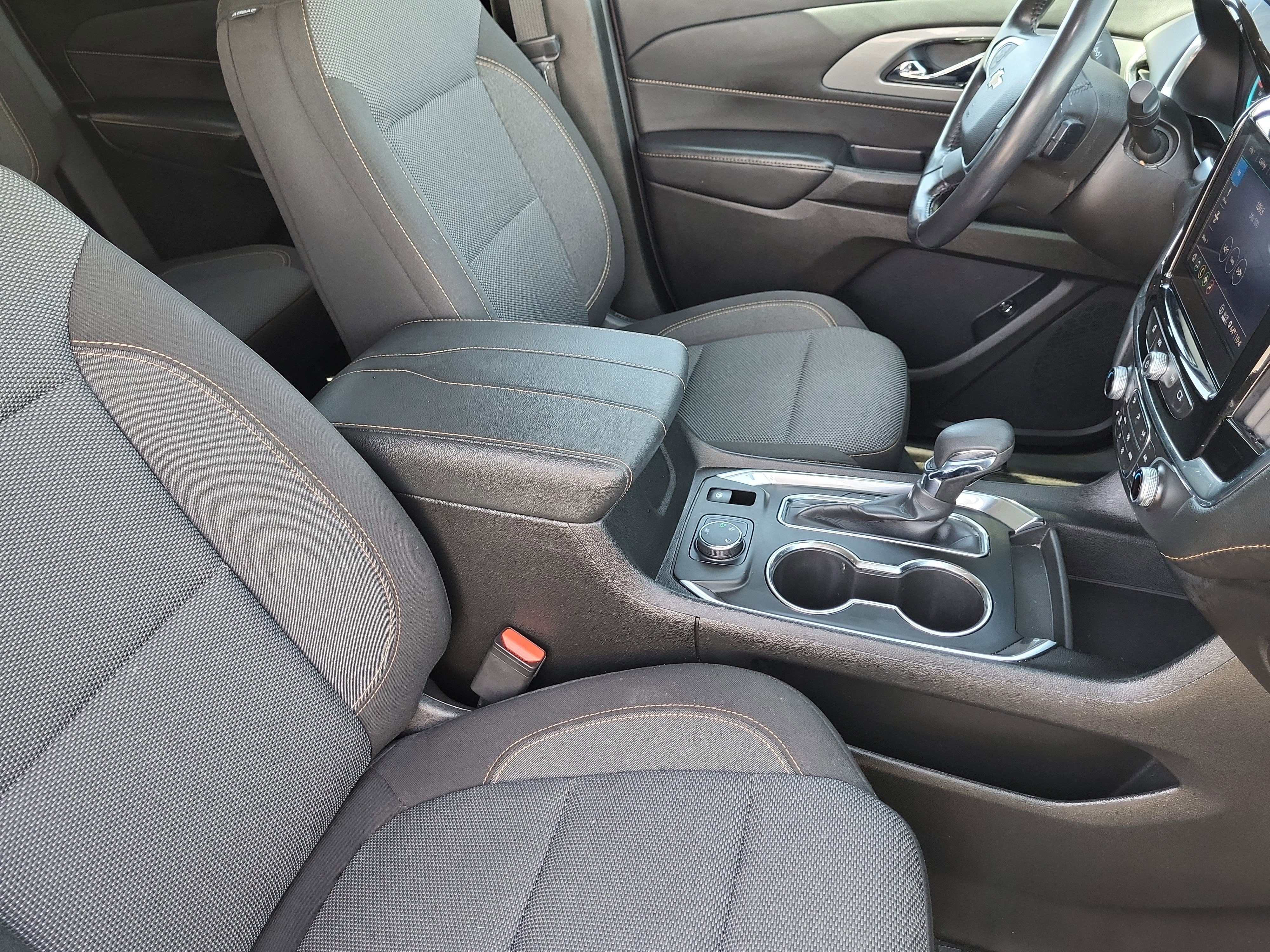 Certified 2021 Chevrolet Traverse LT image 20