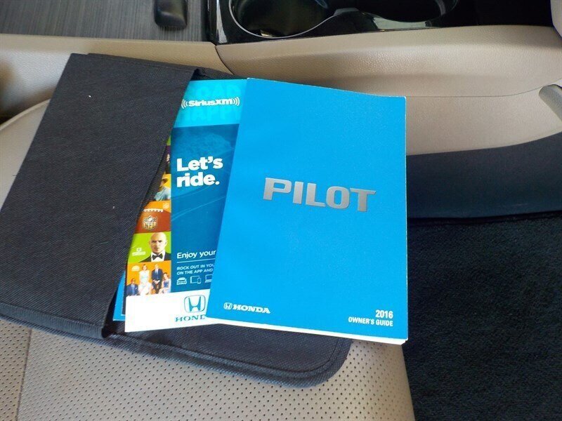 Used 2016 Honda Pilot Elite image 19