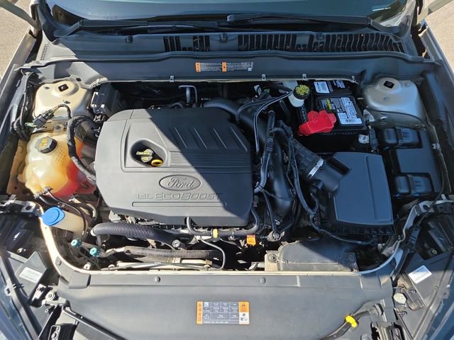 Used 2017 Ford Fusion SE w/ Fusion SE Technology Package FWD image 32