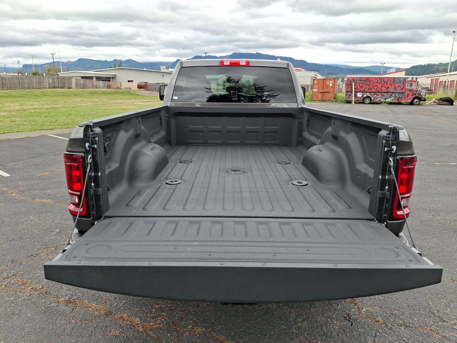 Certified 2026 RAM 3500 Big Horn AWD/4WD image 22