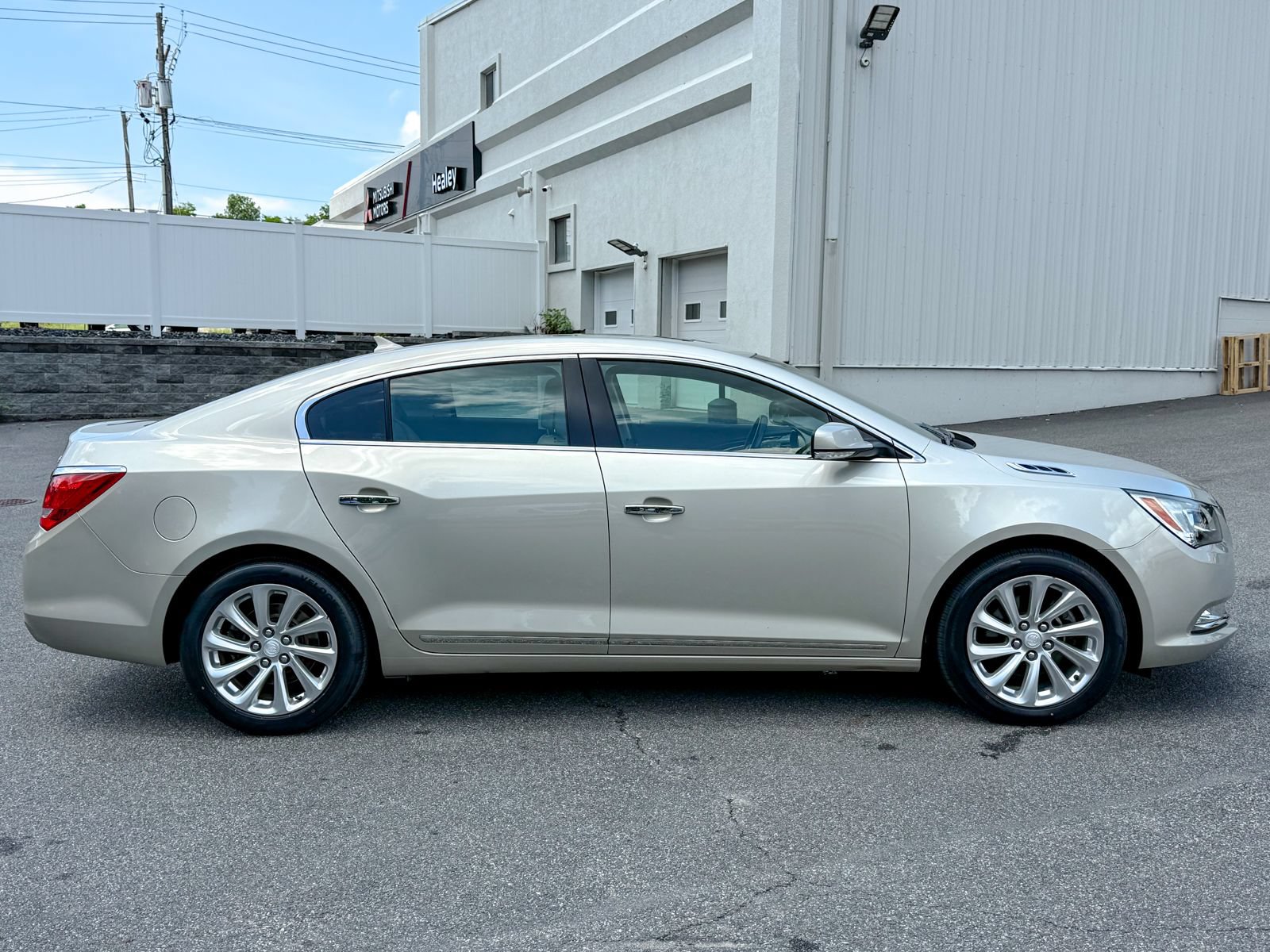 Used 2014 Buick LaCrosse Leather FWD image 8