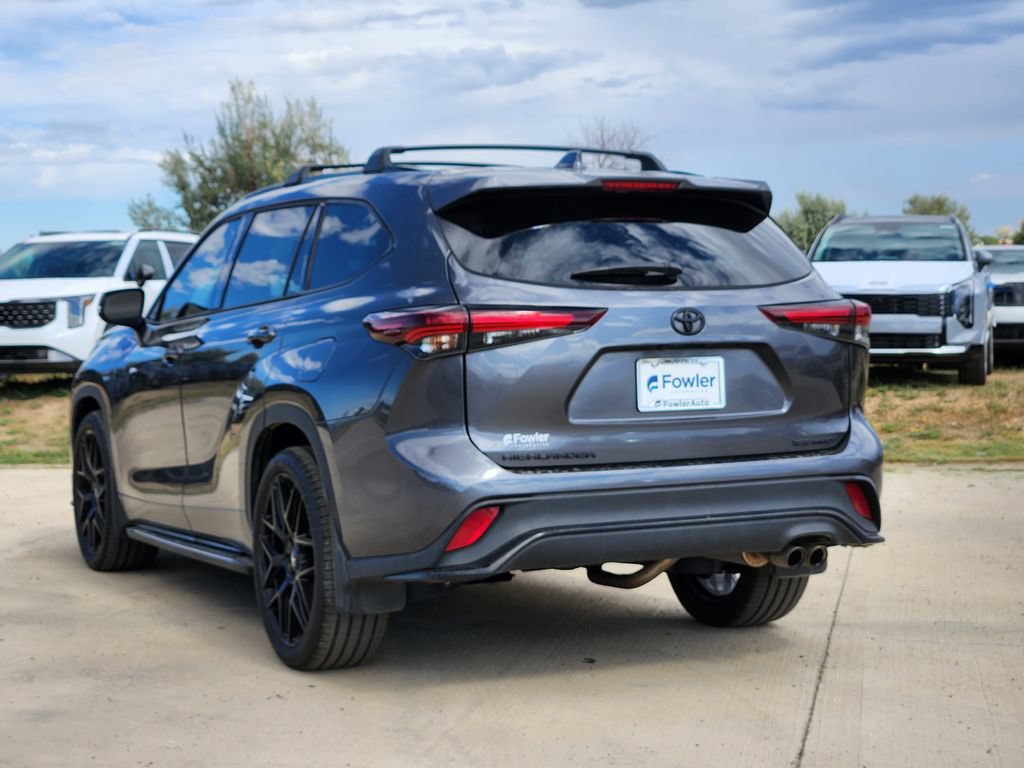 Used 2024 Toyota Highlander XSE AWD/4WD image 7
