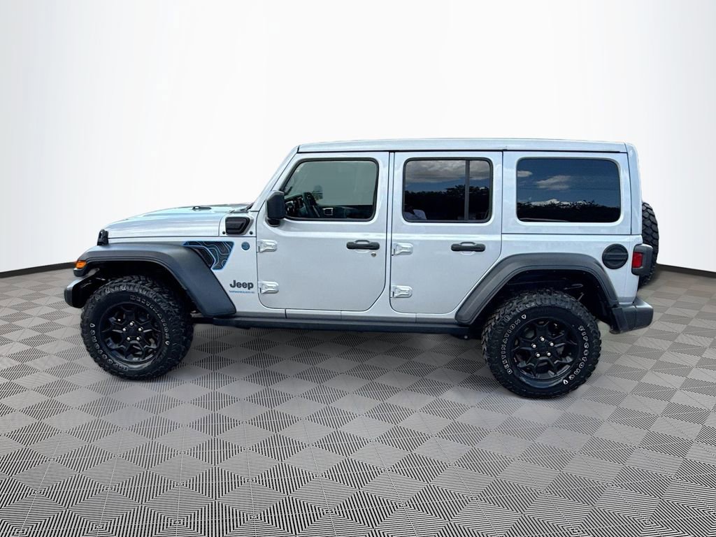 Used 2023 Jeep Wrangler Unlimited w/ Sun & Screen Package AWD/4WD image 9