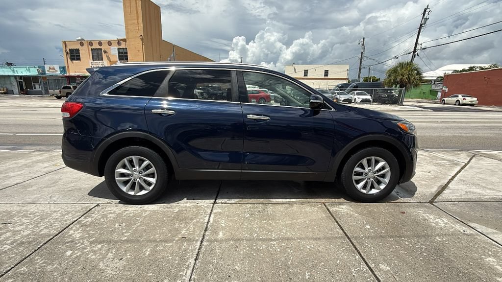 Used 2018 Kia Sorento FWD image 15