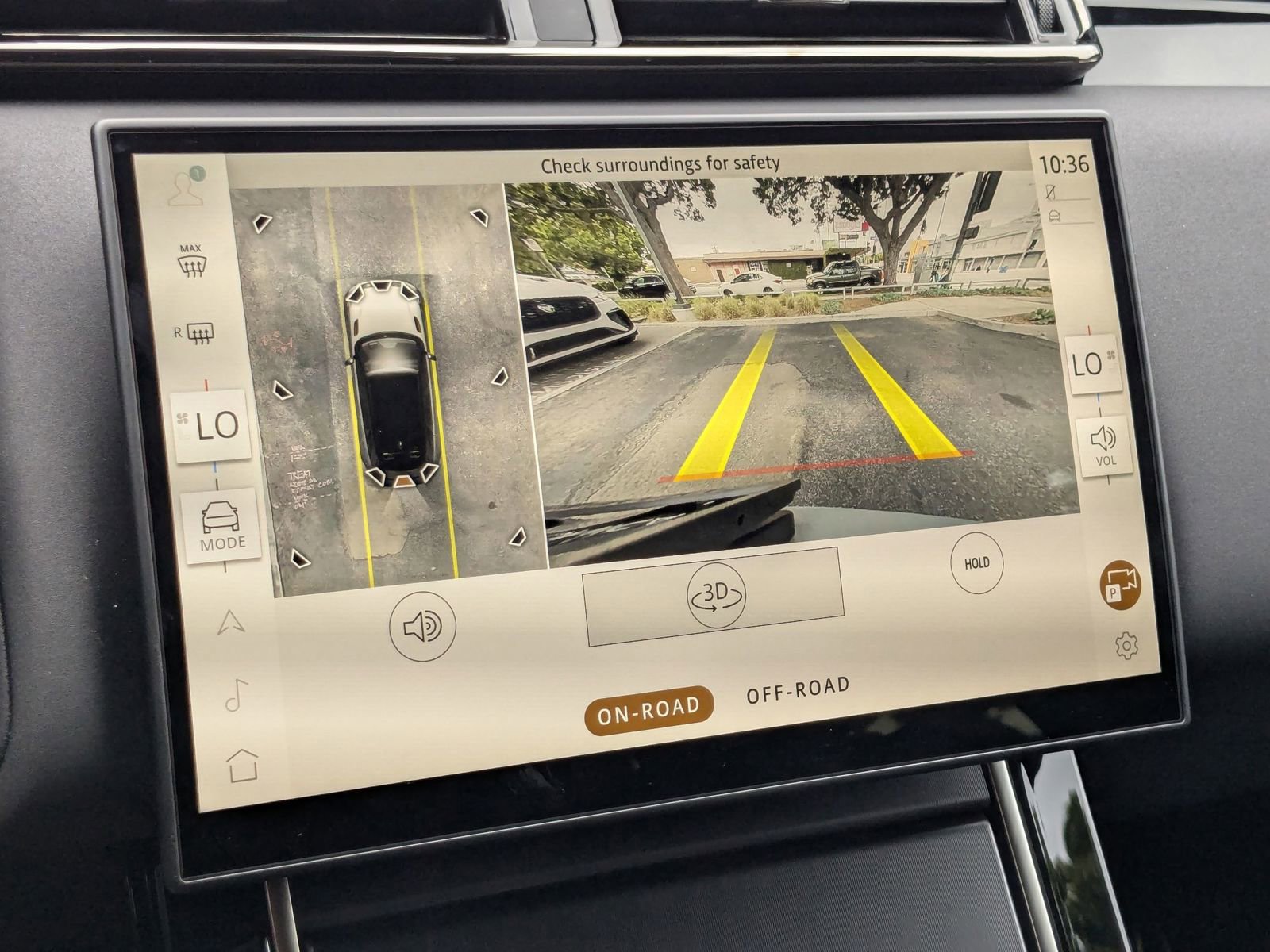 New 2026 Land Rover Range Rover Velar Dynamic SE image 18