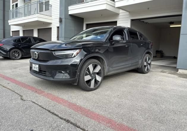 Used 2023 Volvo C40 P8 Recharge Ultimate AWD/4WD image 1