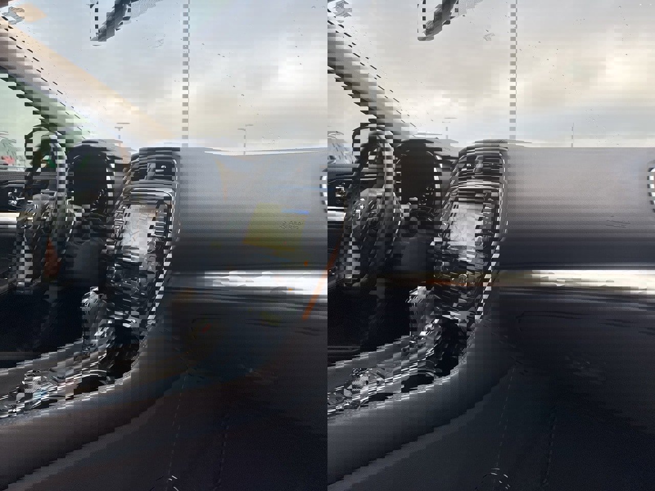 Used 2018 Nissan Maxima SR w/ Midnight Edition image 10