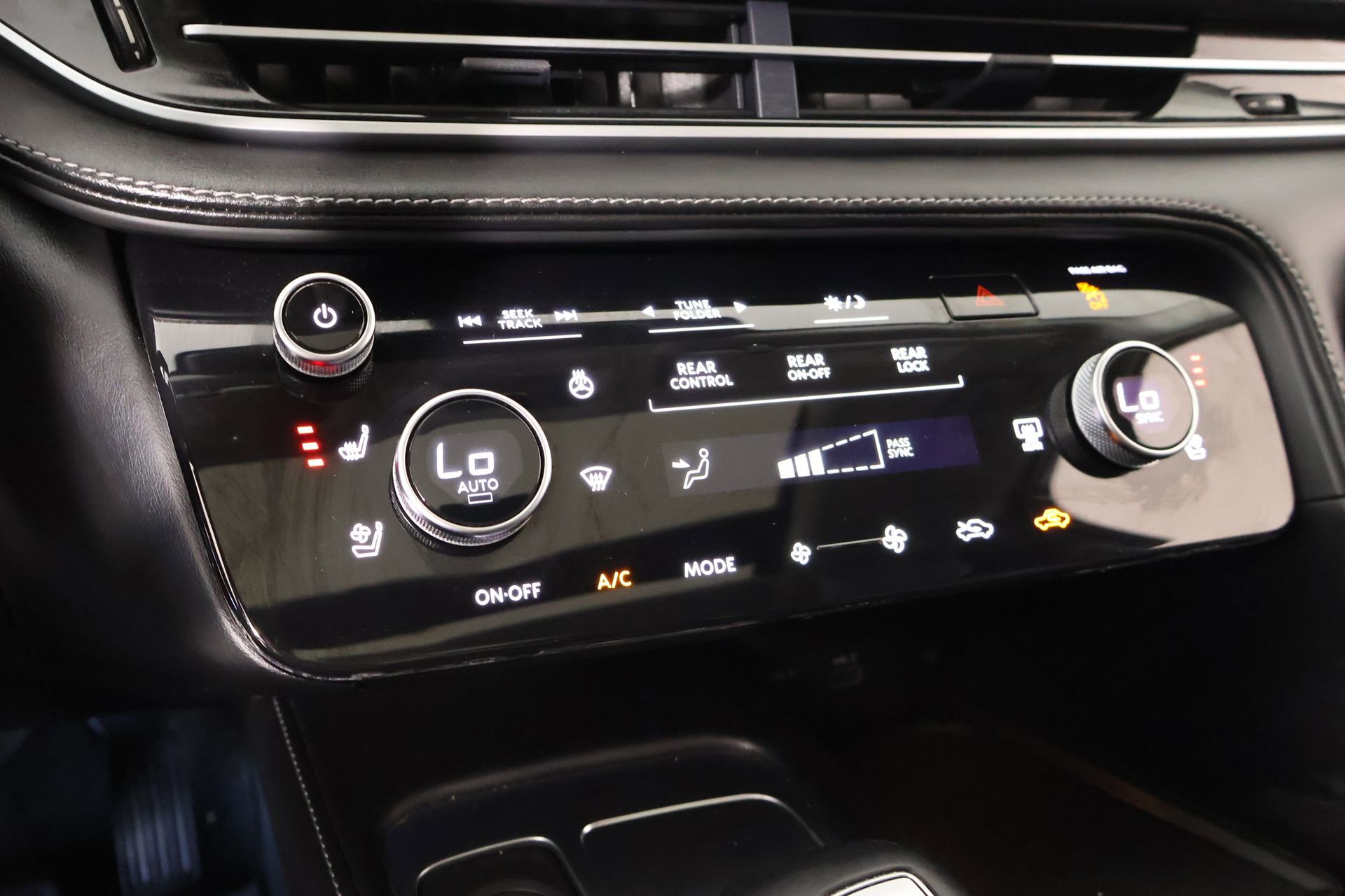 Used 2024 INFINITI QX60 Luxe image 7