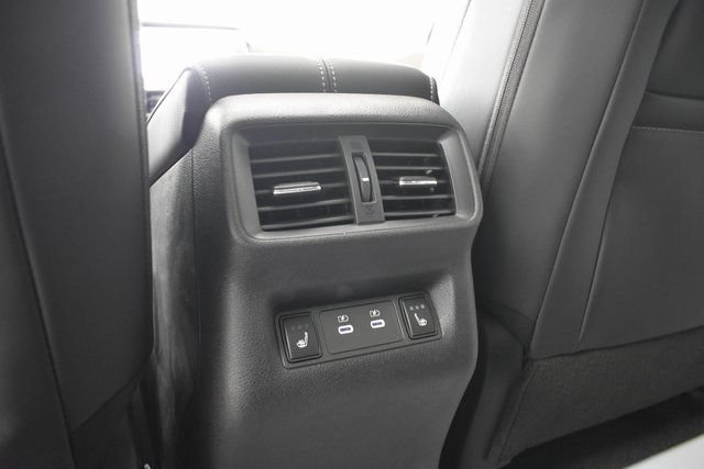 New 2026 Nissan Murano Platinum w/ Cargo Package AWD/4WD image 32