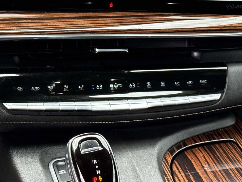 Used 2022 Cadillac Escalade ESV Luxury image 14