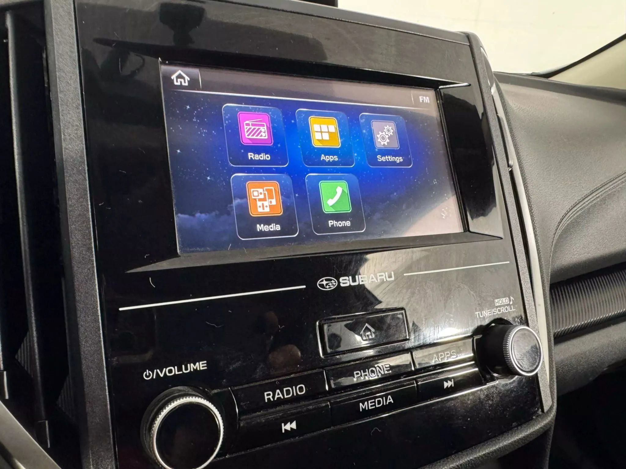 Used 2018 Subaru Crosstrek 2.0i image 18