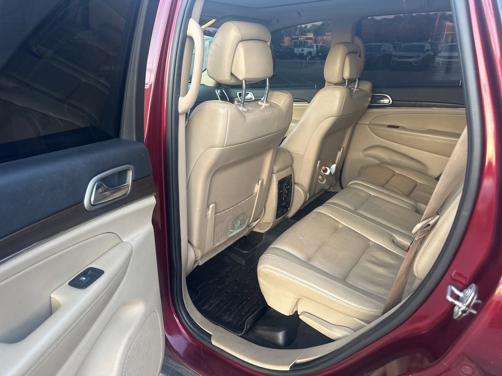 Used 2017 Jeep Grand Cherokee Limited w/ Luxury Group II image 9