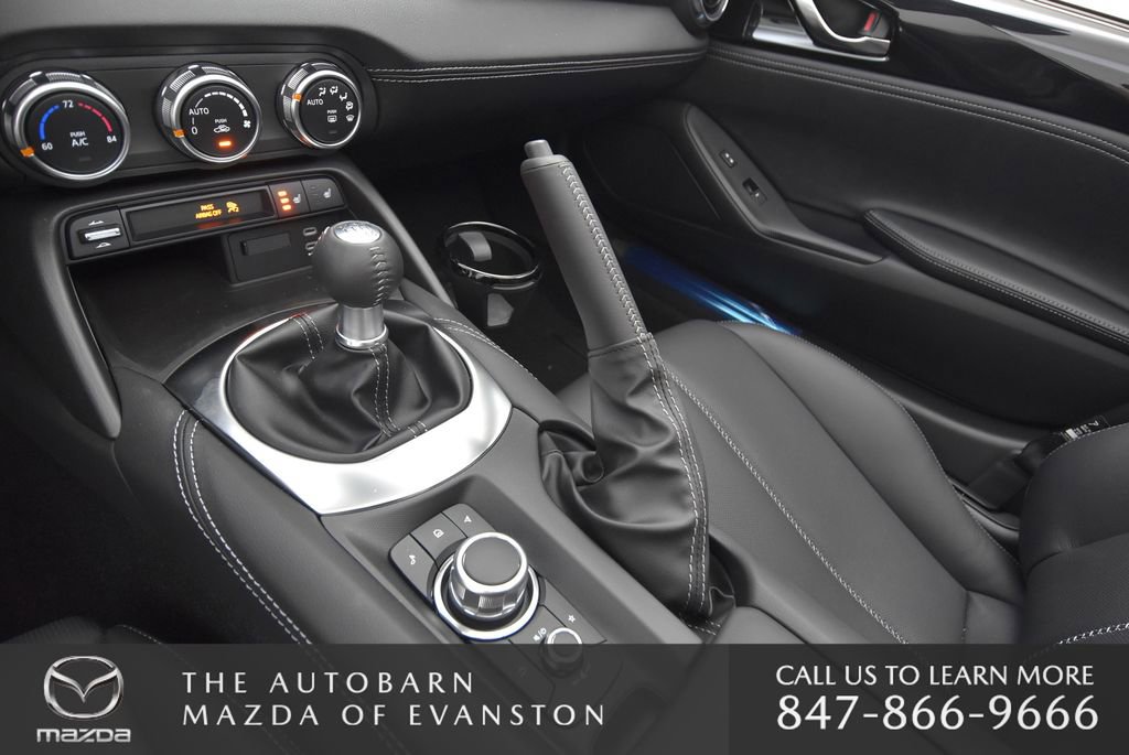 New 2026 MAZDA MX-5 Miata RF Grand Touring w/ Appearance Package RWD image 33