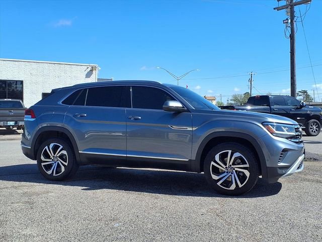Used 2020 Volkswagen Atlas Cross Sport SEL Premium image 25