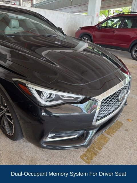 Used 2019 INFINITI Q60 3.0t Luxe w/ Essential Package RWD image 19