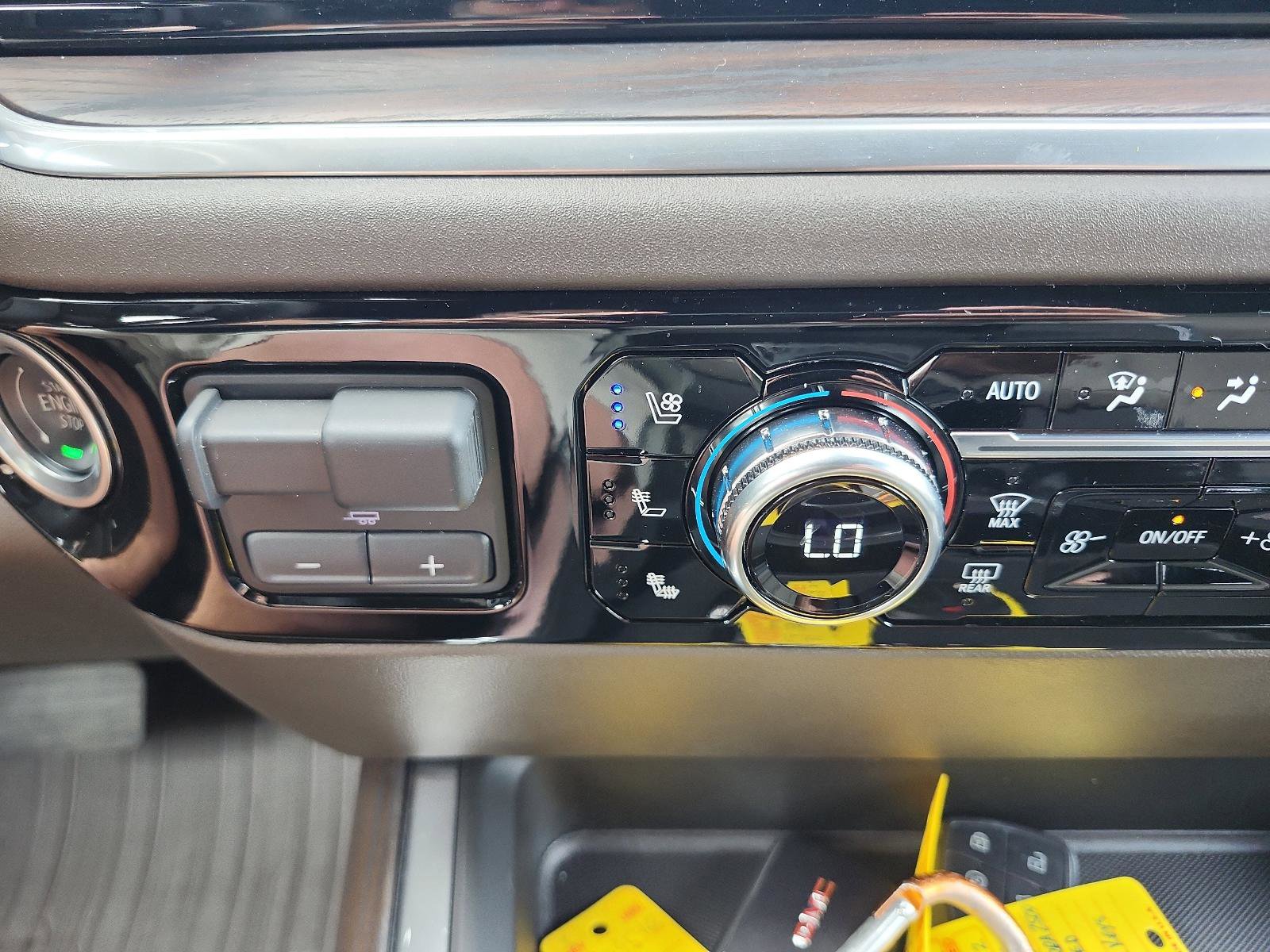 Certified 2025 GMC Sierra 2500 SLT w/ SLT Premium Package AWD/4WD image 22