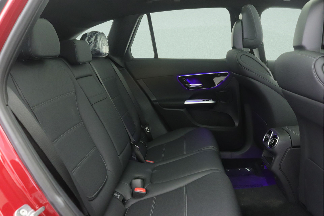 New 2026 Mercedes-Benz GLC 300 image 8