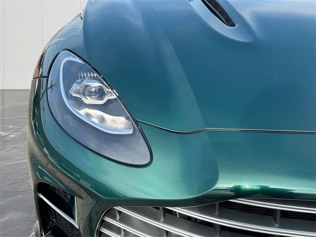 New 2026 Aston Martin DBX 707 image 12