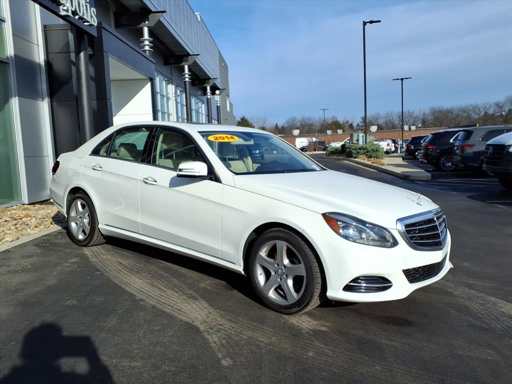 Used 2014 Mercedes-Benz E 350 4MATIC Sedan image 8