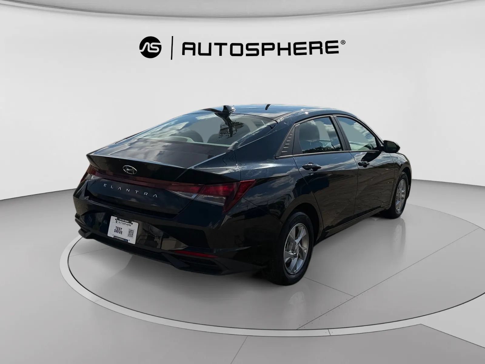 Used 2023 Hyundai Elantra SE w/ Preferred Accessory Package FWD image 9