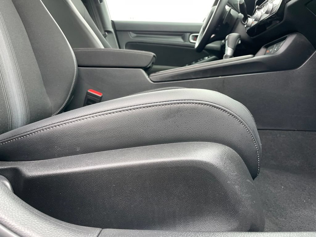 Certified 2025 Honda Civic Sport image 30