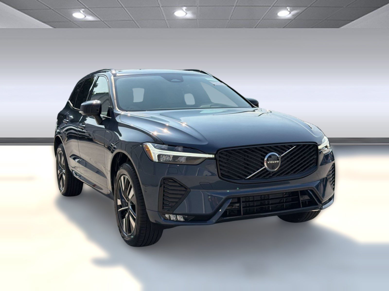 New 2026 Volvo XC60 B5 Plus w/ Climate Package AWD/4WD image 7