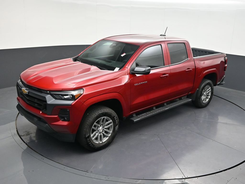Used 2025 Chevrolet Colorado LT w/ LT Convenience Package RWD image 16