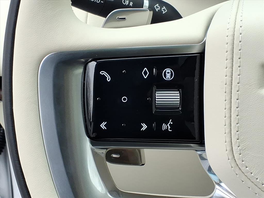 New 2026 Land Rover Range Rover Long Wheelbase SE image 16